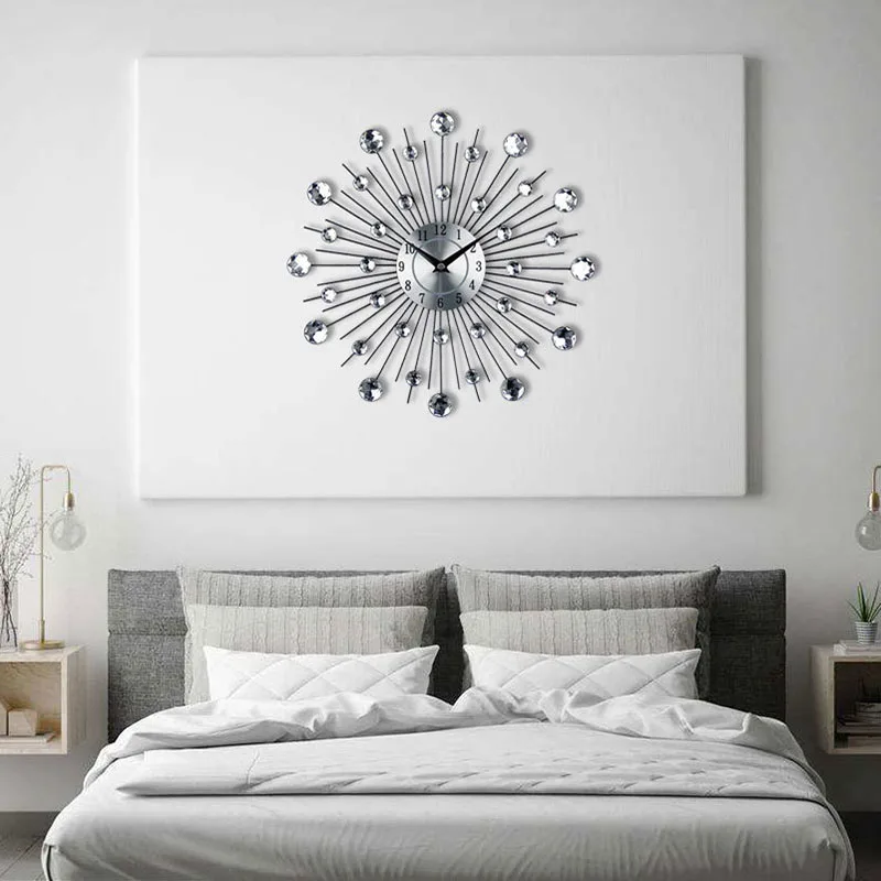 

33CM Silver Crystal Beaded Jeweled Round Sunburst Metal Wall Clock Living Room Large Morden Wall Decoration Clock Creative