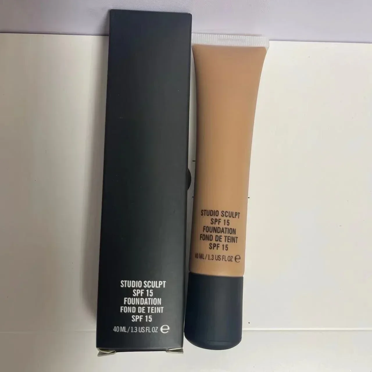 The Studio e Sculpt Foundation, Maquiagem Spf15, 40ml