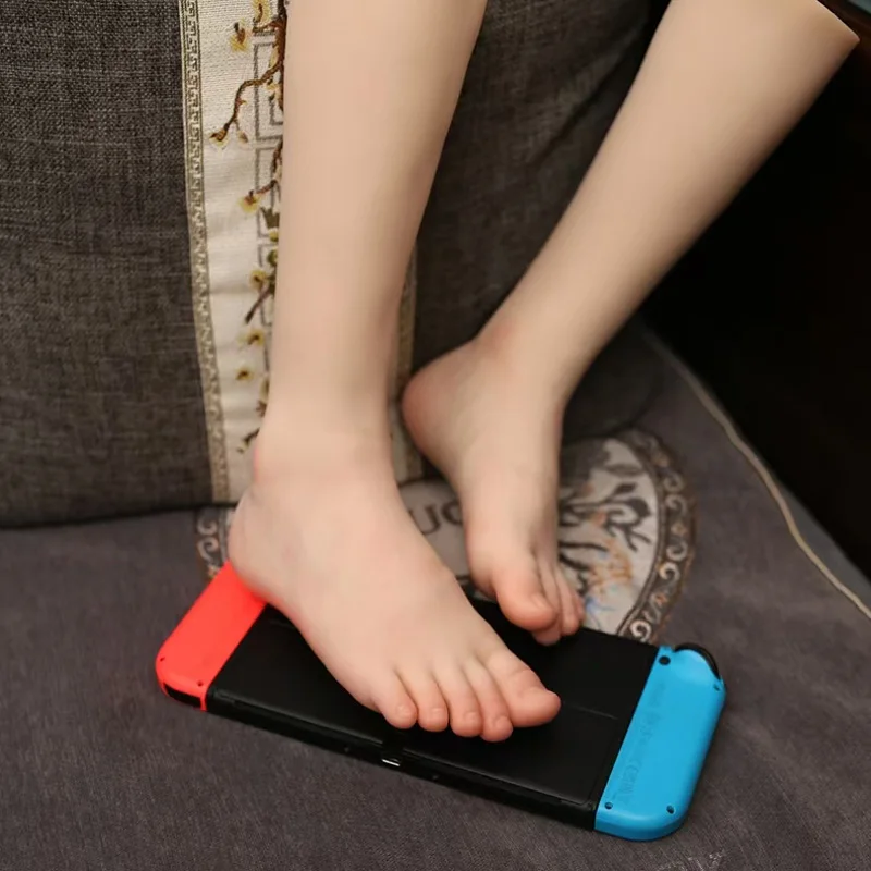 Child Silicone Foot Model TGDZW32 Cute Feet with Calf High Simulation Mannequin Filming Shoes Display Props Boy Student Feet