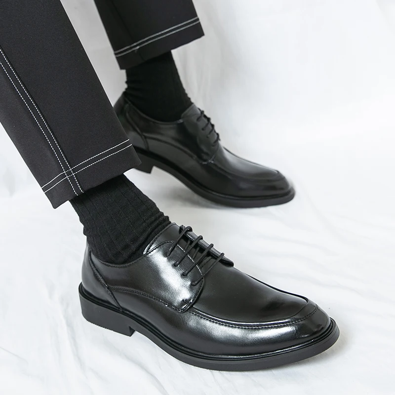 

Korean Version of Business Formal Fashion Shoe Height Increasing Breathable Casual Commuting Work Banquet Wedding Block Shoes