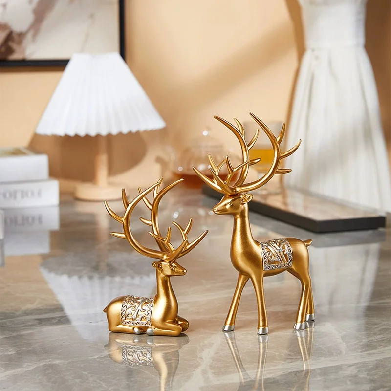 

2pcs/Set Golden Deer Resin Statue Christmas Decor Elk Reindeer Lucky Deer Sculptures for Work Desk Home Office Decor