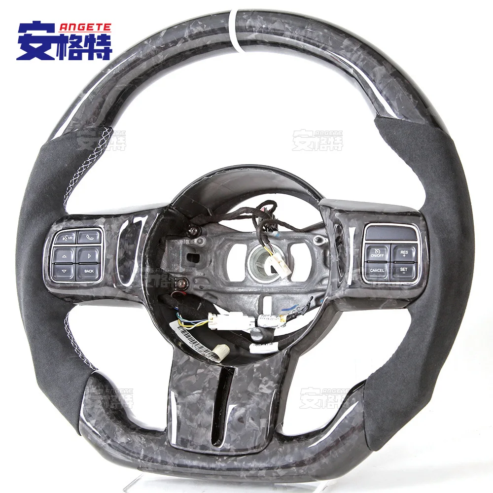 

Applicable to:Suitable for Jeep old retro Wrangler carbon fiber car steering wheel steering wheel modification custom