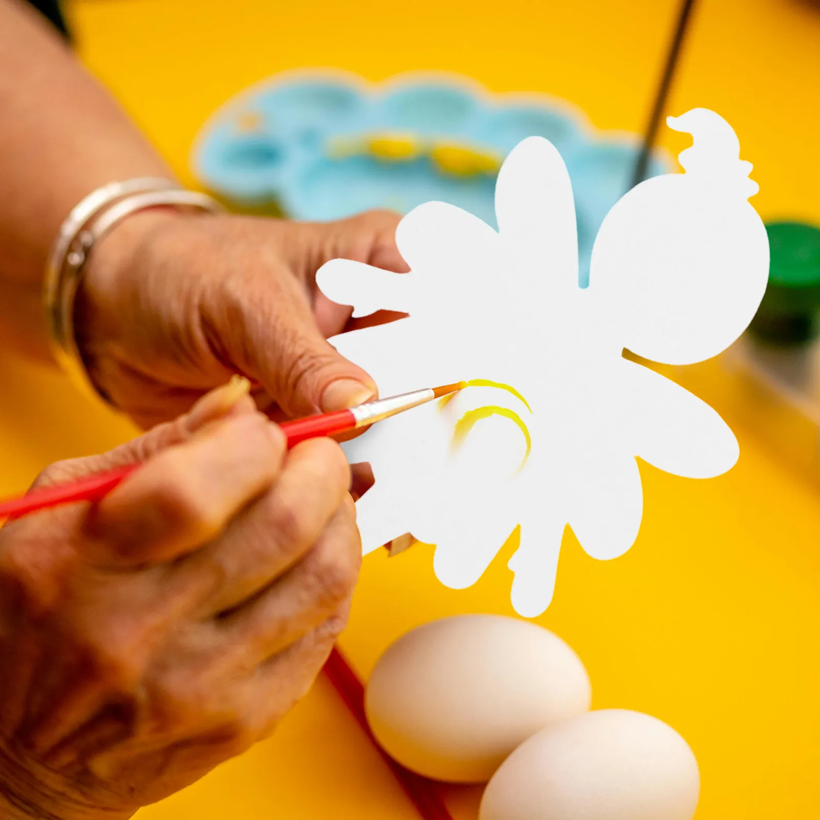 20Pcs Paintable Blank People Cutouts White Cardboard Figures for Childrens Handicrafts Preschool Crafts Bulletin Board
