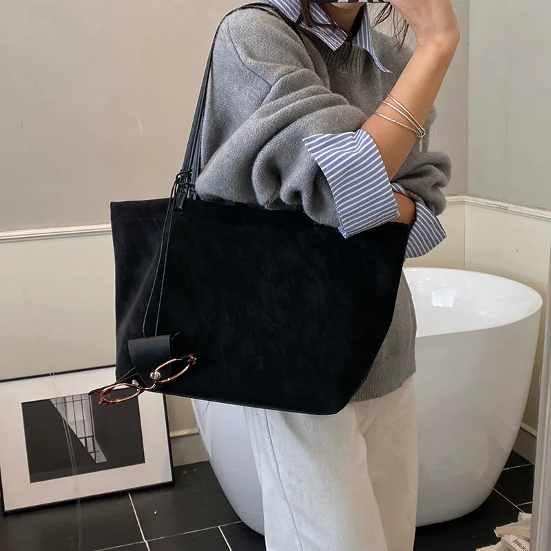 Casual Retro Large Capacity Tote Bags for Woman Shoulder Bag Fashionable Suede Shopping Bags Class Bag for Girl Designer Bags