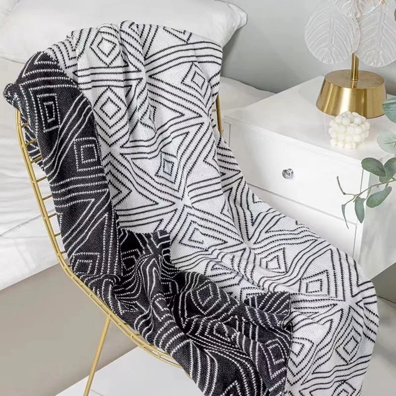 Nordic Knitted Blanket White Black Air Condition Office Sofa Blankets Throw Plaid Bedspread Bed Sofa Cover Blanket Shawl Decor