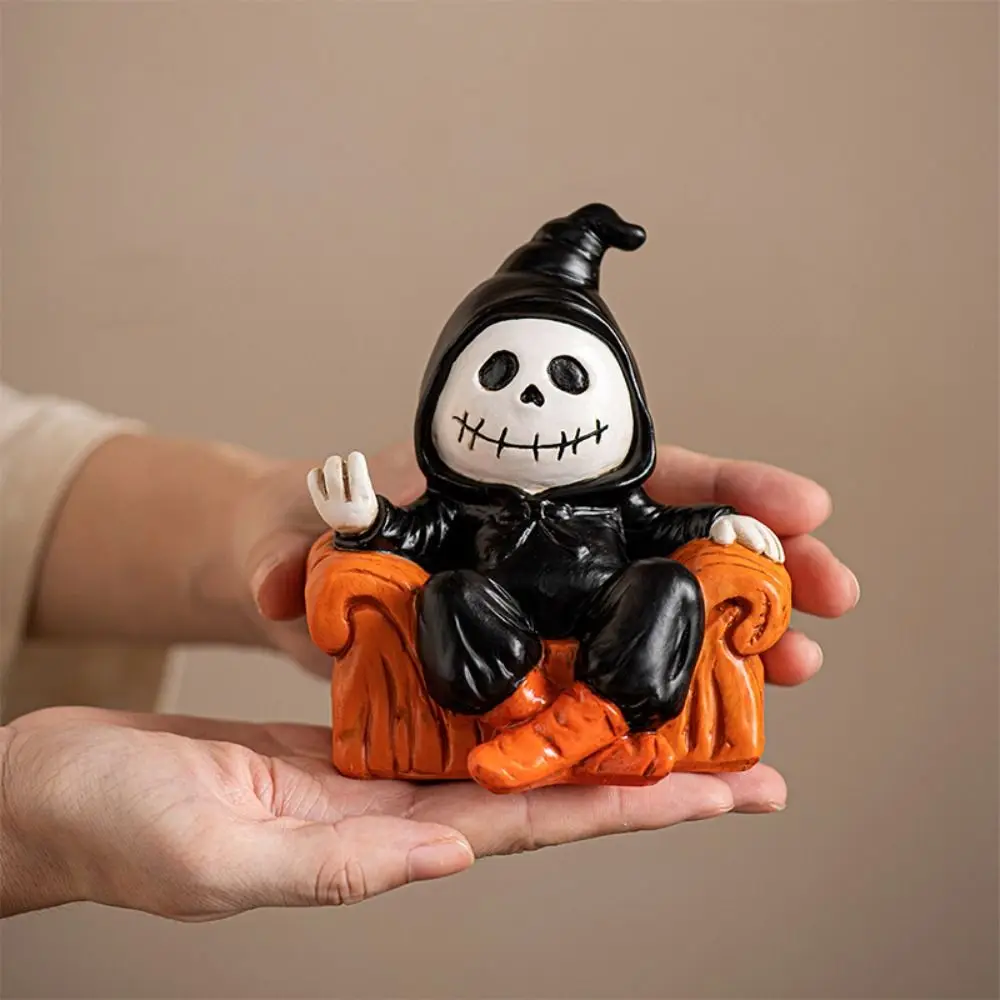

Funny Resin Halloween Sofa Ghost Figure Spooky Cartoon Ghost Art Sculpture Cute Ghost Statue Ornament Bedroom