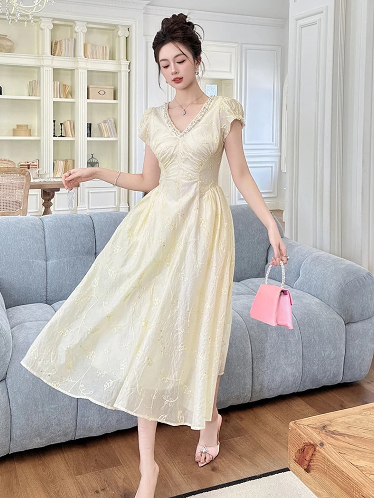 Nuova estate elegante francese con scollo a V abito manica a sbuffo pizzo ricamo maxi abito donna perla sottile a-line data cocktail party vestido