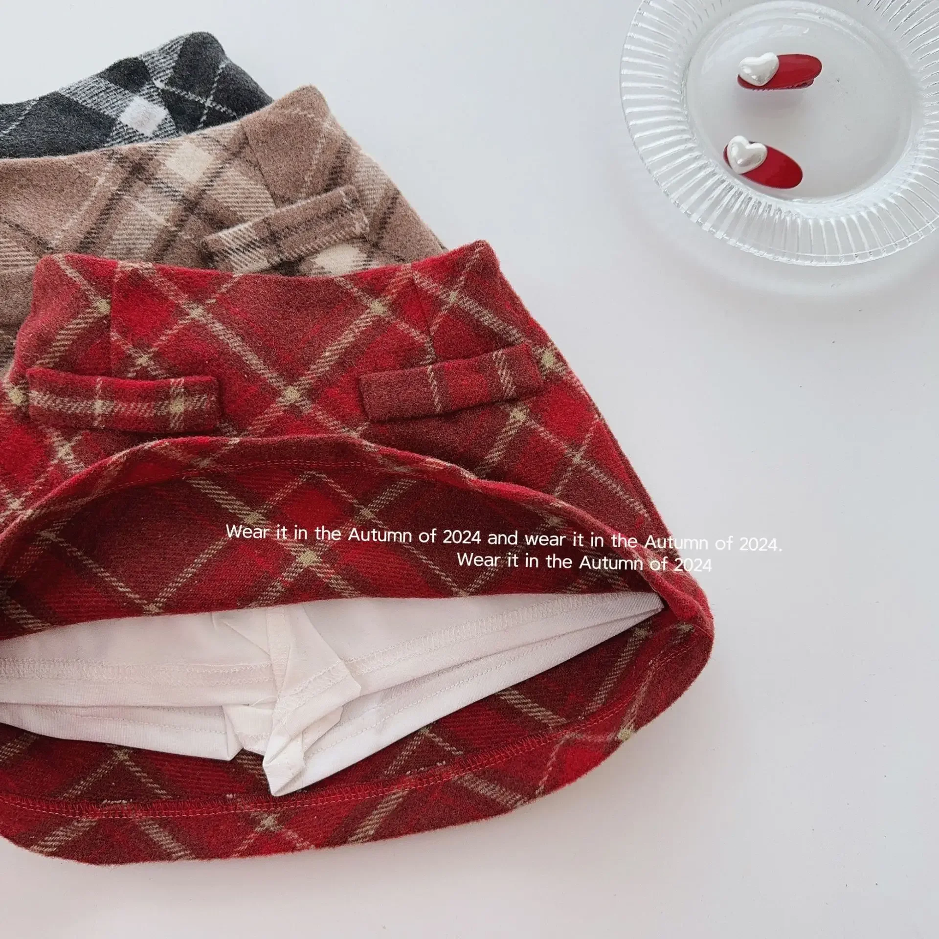 Girl Skirt 2024 Autumn New Girls Woolen Skirt Korean Style Fashion Plaid Red Black Brown Baby Short Plaid Skirt Culottes Bottom