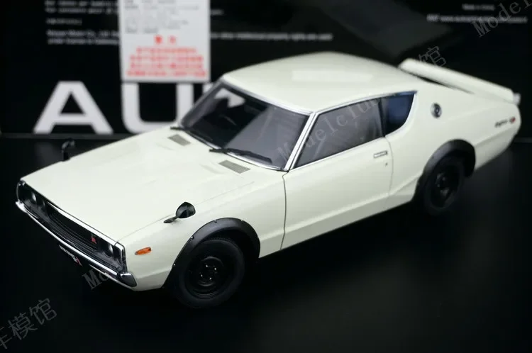 

Autoart 1:18 KPGC110 White/Silver JDM Simulation Limited Edition All Open Alloy Metal Static Car Model Toy Gift