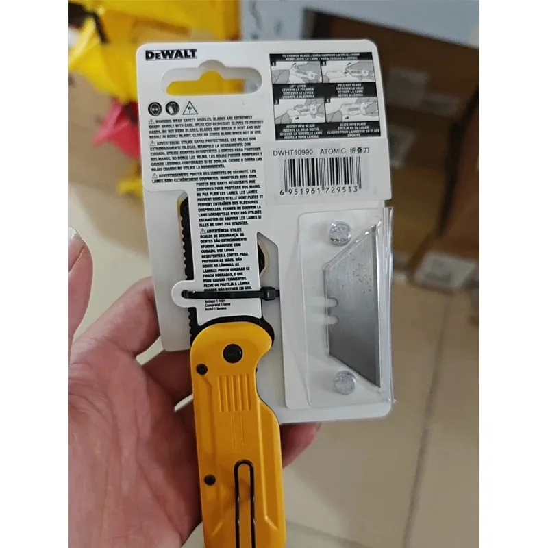 DEWALT DWHT10990/DWHT10992 Push & Flip Folding Utility Knife Compact Foldable Hand Tool for Wallpaper Cutting - view 2