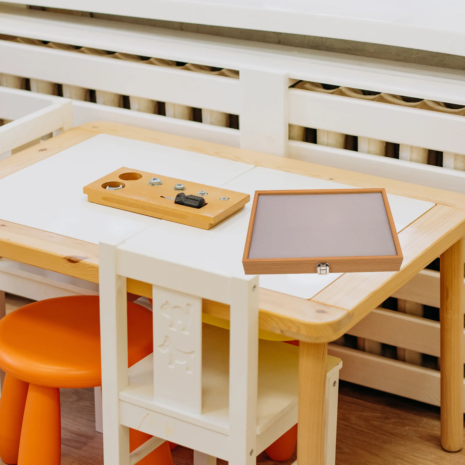 

1 Piece Brooch Storage Box Multi Purpose Display Case for Pins Medals Bracelets Jewelry Collection Desktop Organizer Container