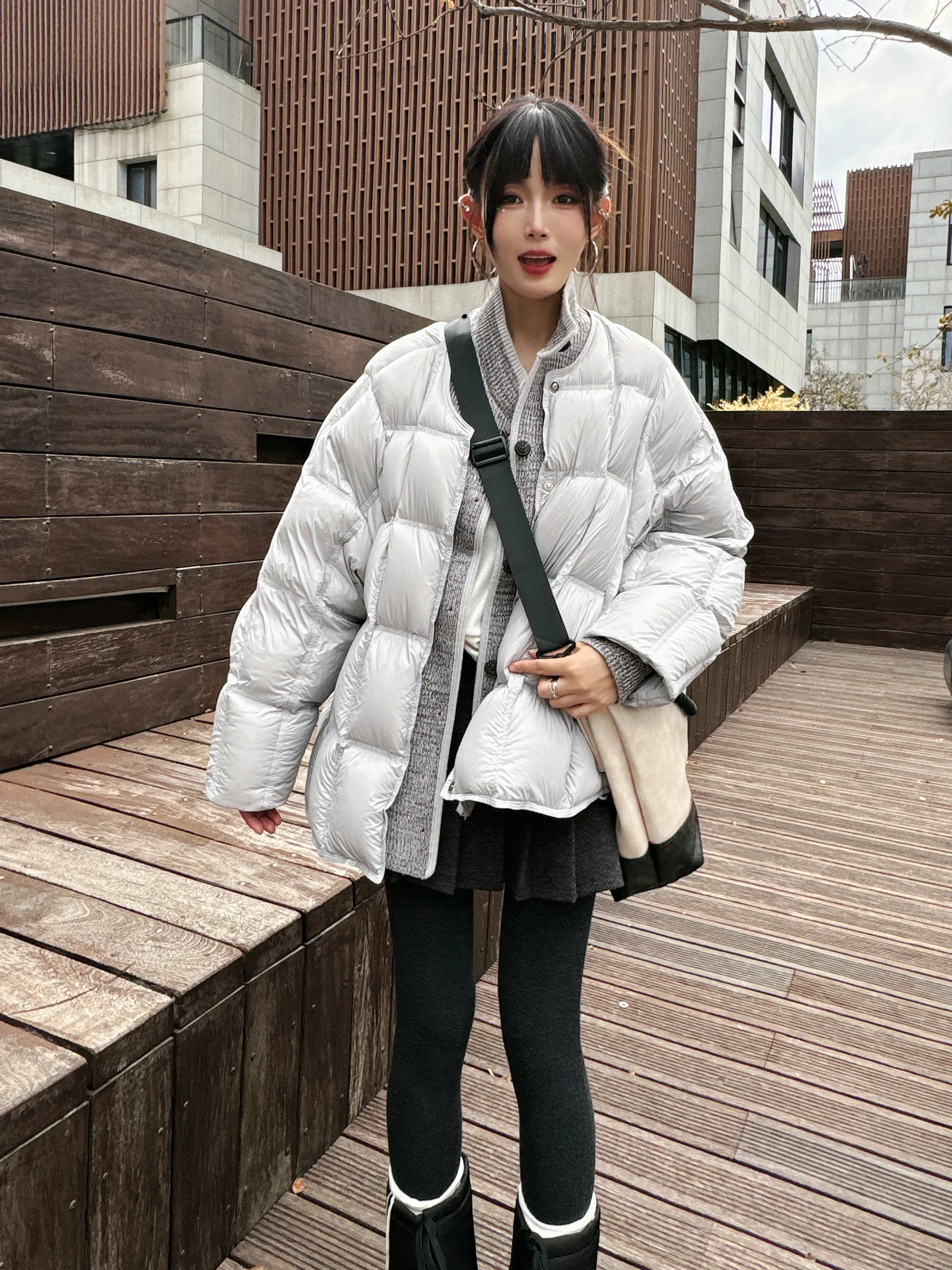 

Женская зимняя куртка-пуховик с воротником-стойкой, вязаными вставками и эффектом двухслойности, новинка 2025 года, маленький размер, белая, с наполнителем из утиного пуха