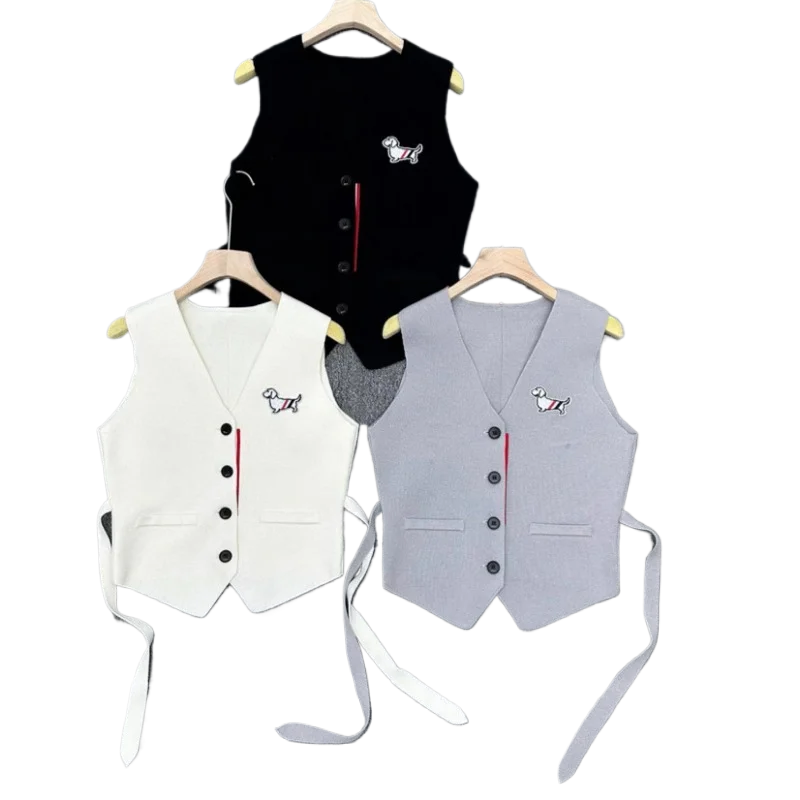 TB style new V-neck cardigan with fabric patch, embroidered puppy, waist cinching, slimming sleeveless suit vest