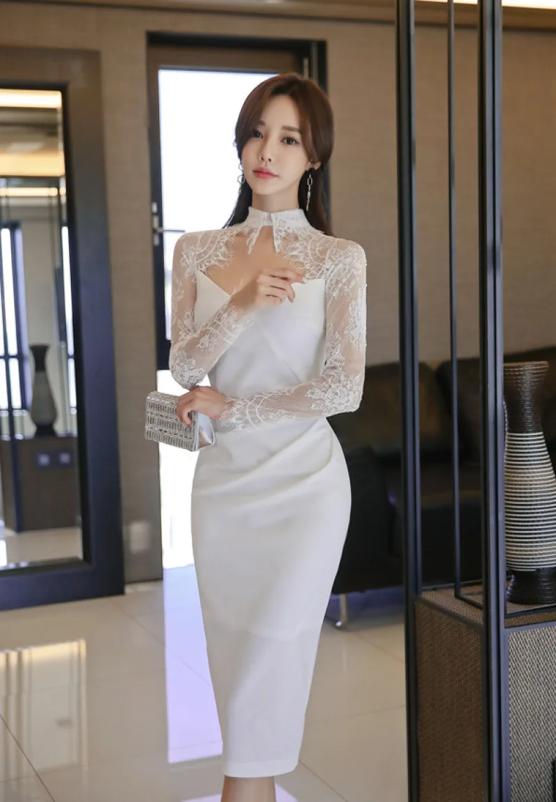 Fashion Slim Lace Dress Sexy High Waist Hook Flower Hollow White Dresses Woman Autumn and Winter New Elegant Dresses for Women