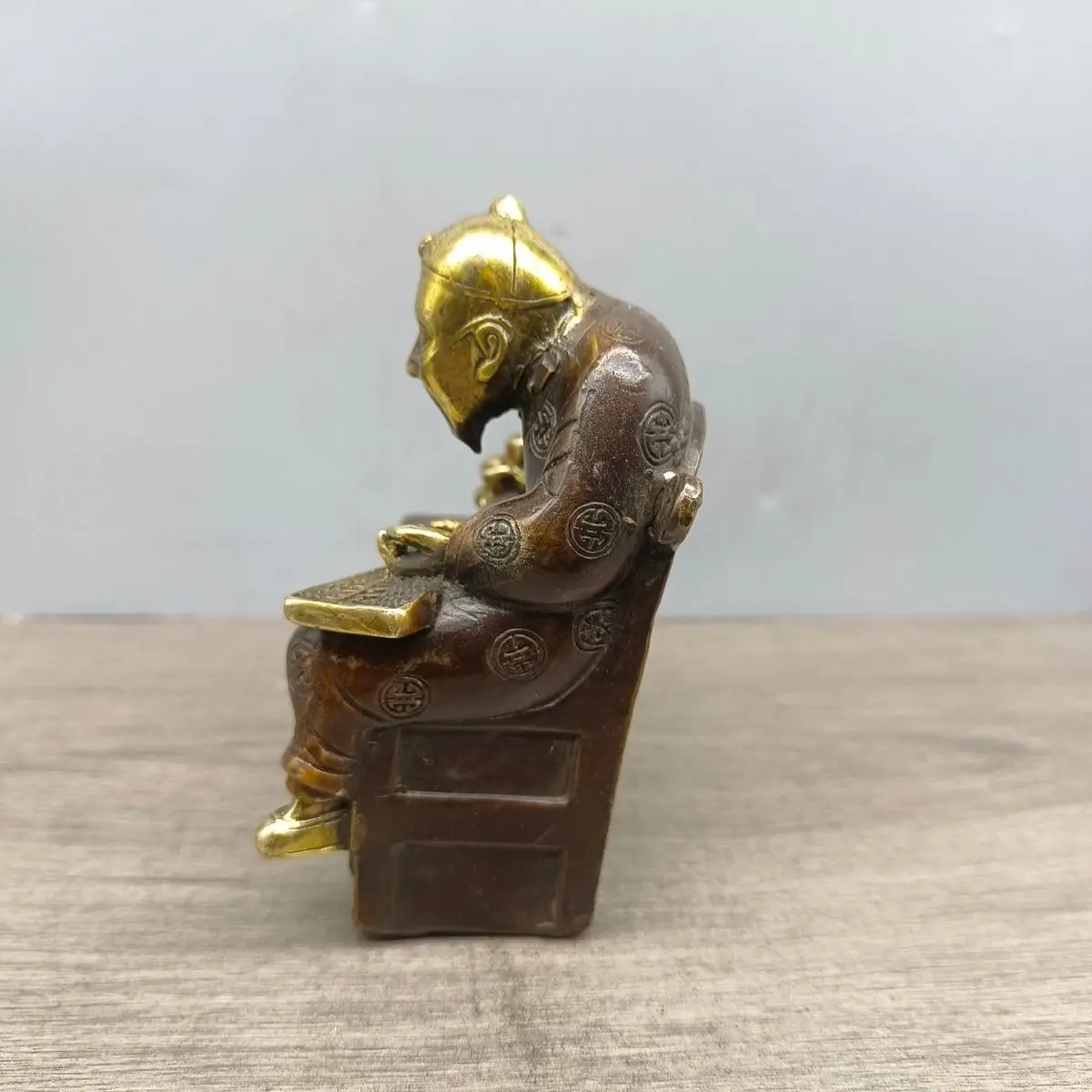 Lucky and prosperous individuals Statue Sculpture Figurine Home Decoration