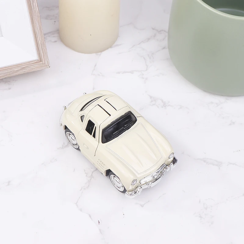 1Pc Q Version Trot Car Decorations Mobile Desktop Decorations Cute Birthday Gifts Simple Model Car Home Accessories