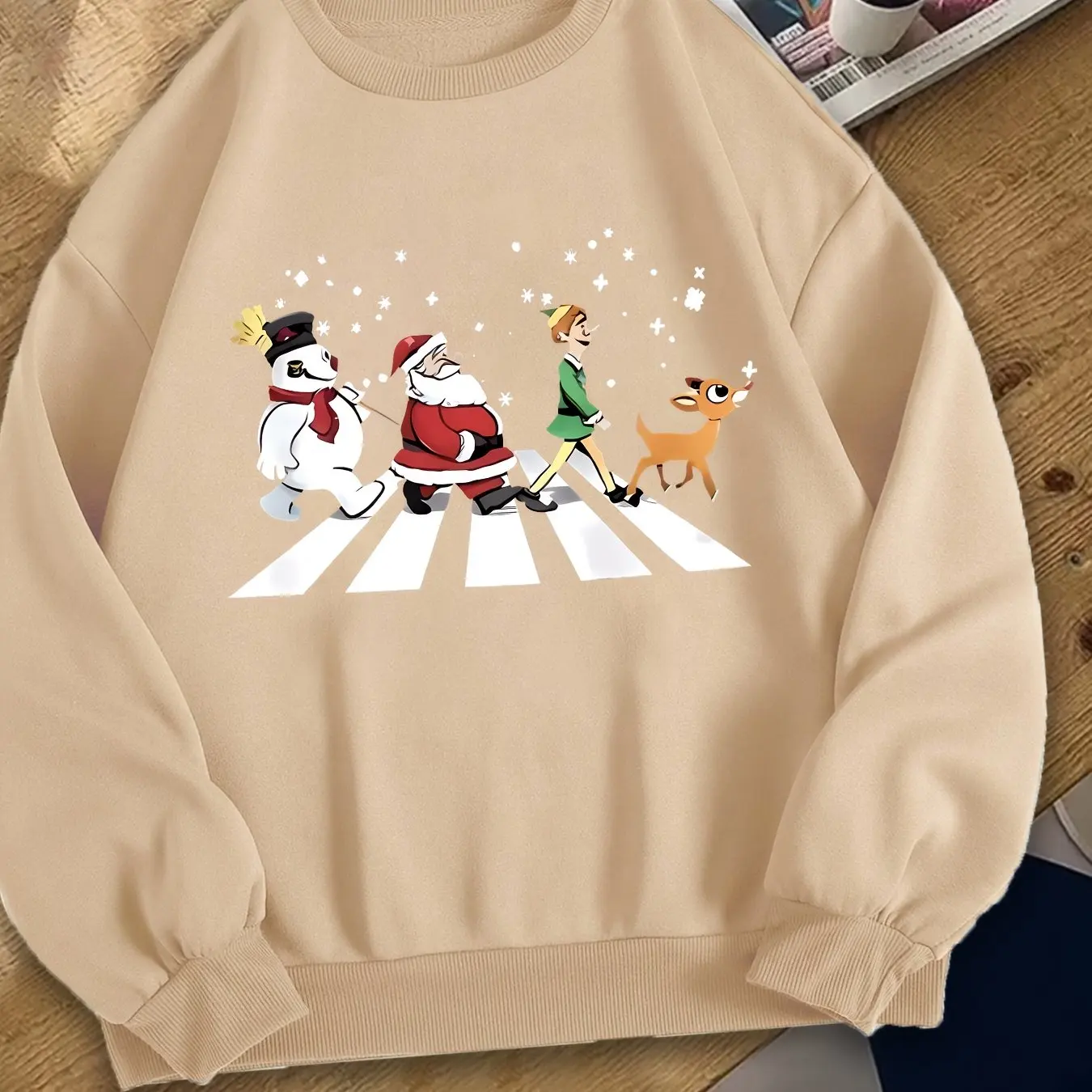 Christmas Cartoon Characters Crew Neck Sweatshirt For Women With Long Sleeve Pullover Active Casual Wear For All Seasons