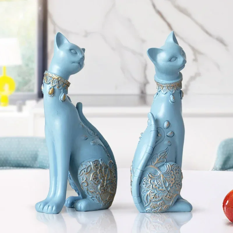 Figurine Cat Decorative Resin statue for home decorations European Creative wedding gift animal Figurine home decor sculpture