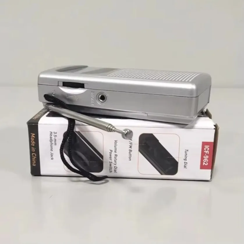 Mini Analog Pocket Radio Full Band AM FM Pointer Portable Radio Powered by AA Battery Small Compact Radio for Camping Outdoor