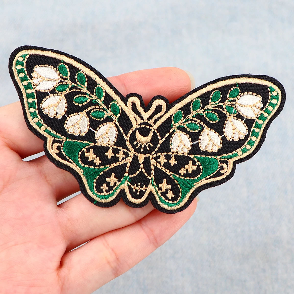 Beautiful Butterfly Embroidered Patch Moth Patches On Clothes DIY Accessories Iron On Patches For Clothing Stickers