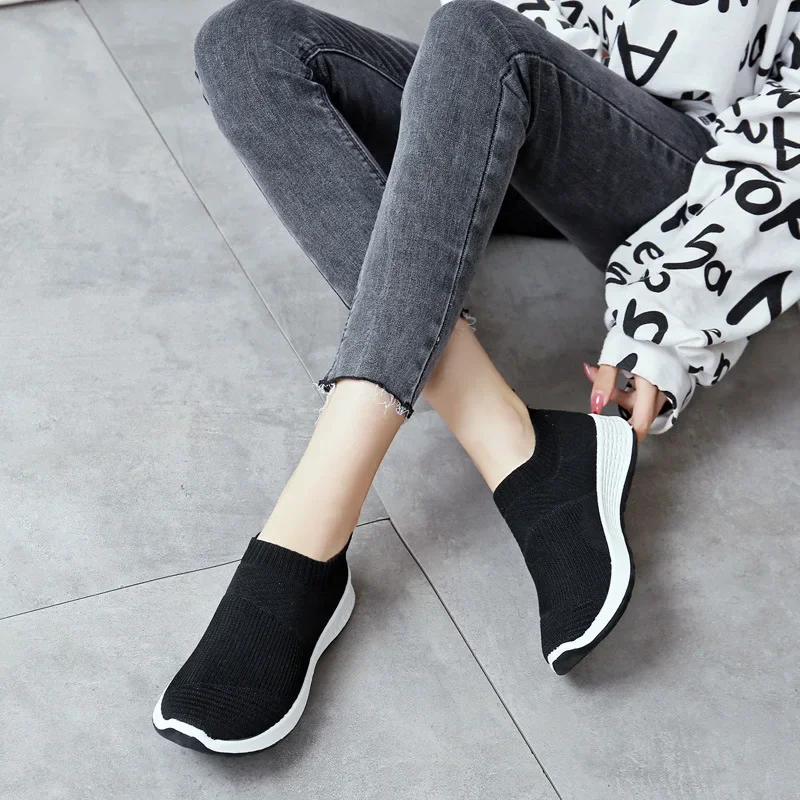 

New Shoes Women Fashion Sneakers Stretch Fabric Casual Loafers Korean Socks Shoes Breathable Lightweight Sneakers Shoes Ladies