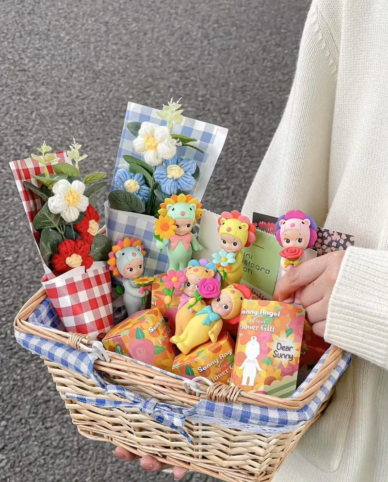

Sunny New Doll Flower Festival Gift for Girlfriend Romantic Decorative Bouquet Handmade