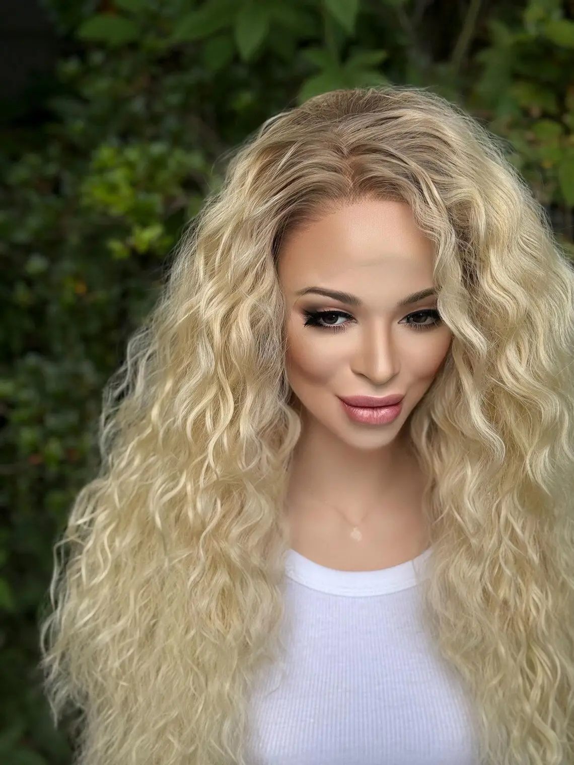 Light Blonde Synthetic HD Lace Front Wig Deep Wave Heat Resistant Hair Ombre Natural Body Wave Wigs Daily Party Cosplay Wigs