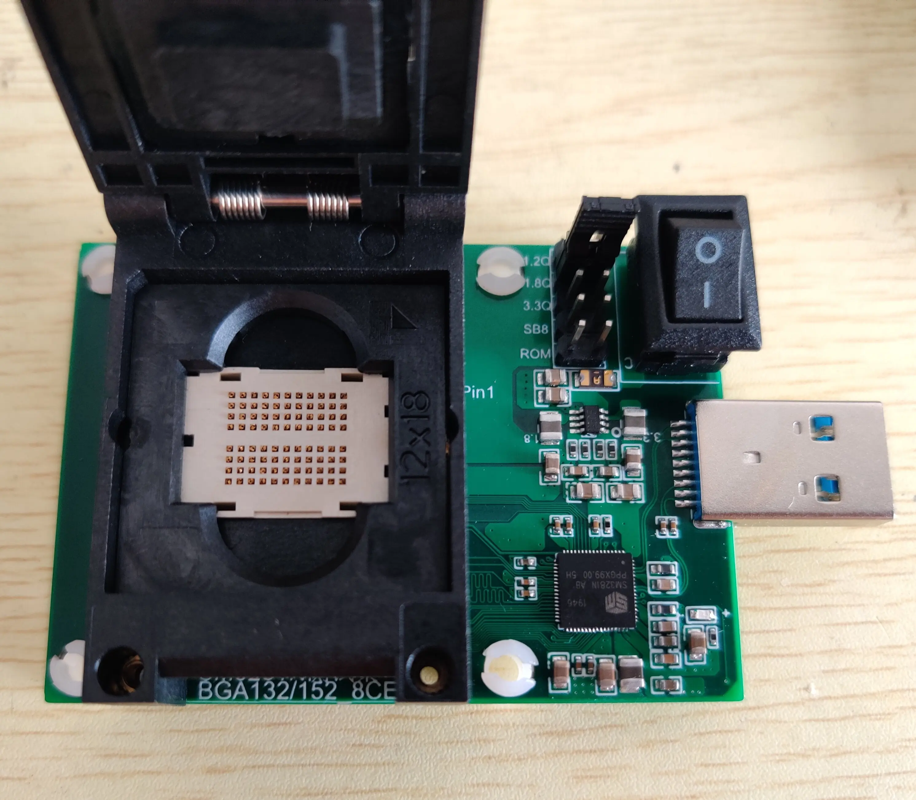 Hui Rong SM3281N AB/BB Test Rack Nand Flash Empty Rack, Flash Memory BGA132/152 8CE