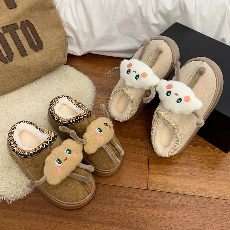 

2025 Winter Cloud Slippers Women Cartoon Couple Shoes Plush Lined Indoor Outdoor Slides Thick Sole Warm House Moccasins