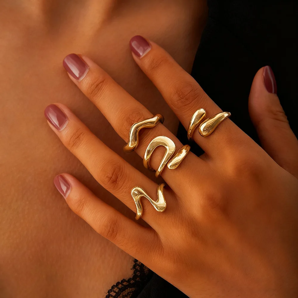 Geometric ring set for women, featuring European and American style retro distressed metal ring with an open mouth