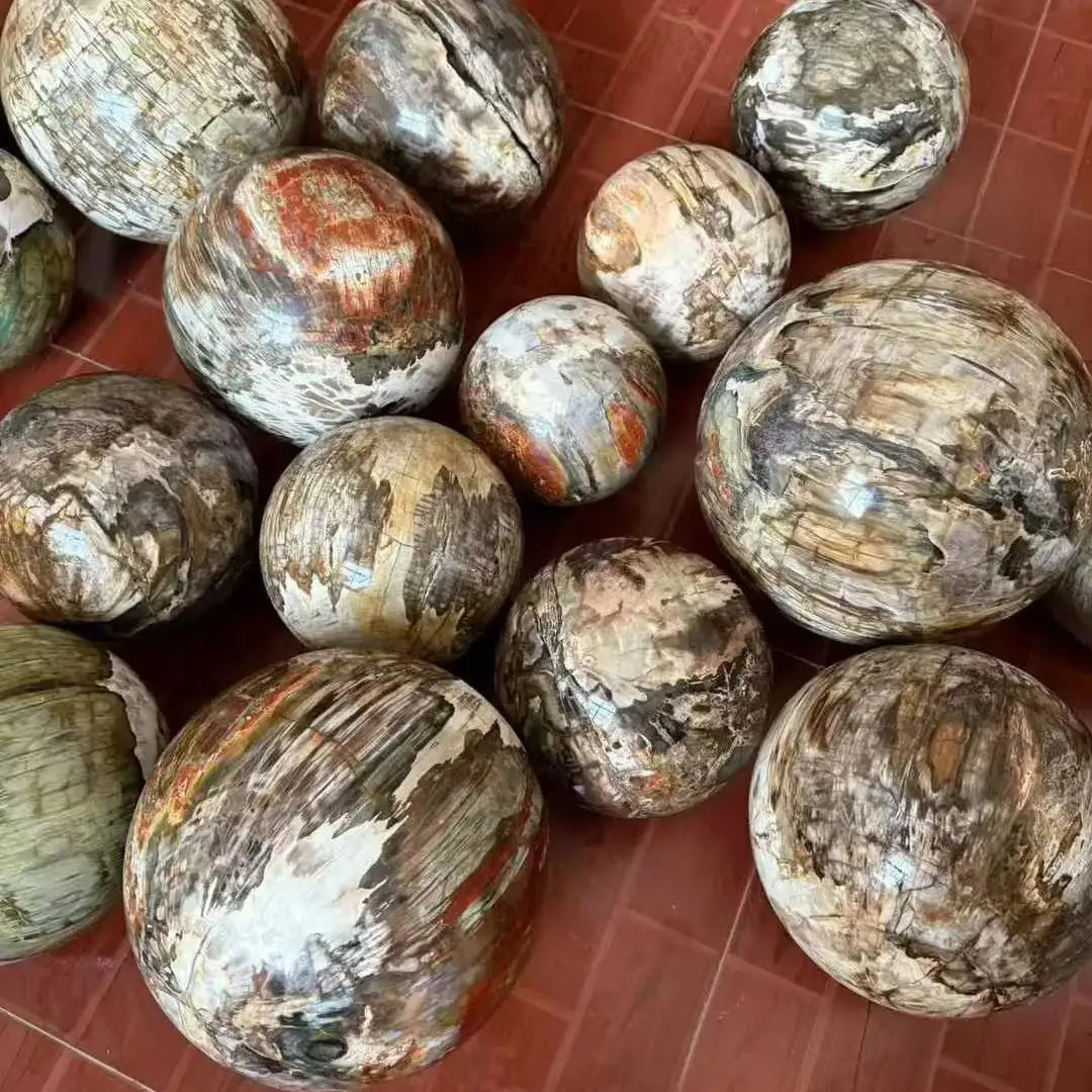10-18cm Fluorescence Natural Opalized Woodstone Large Sphere Silicified Wood Ball Original Mineral Rocks Vintage Home Decoration