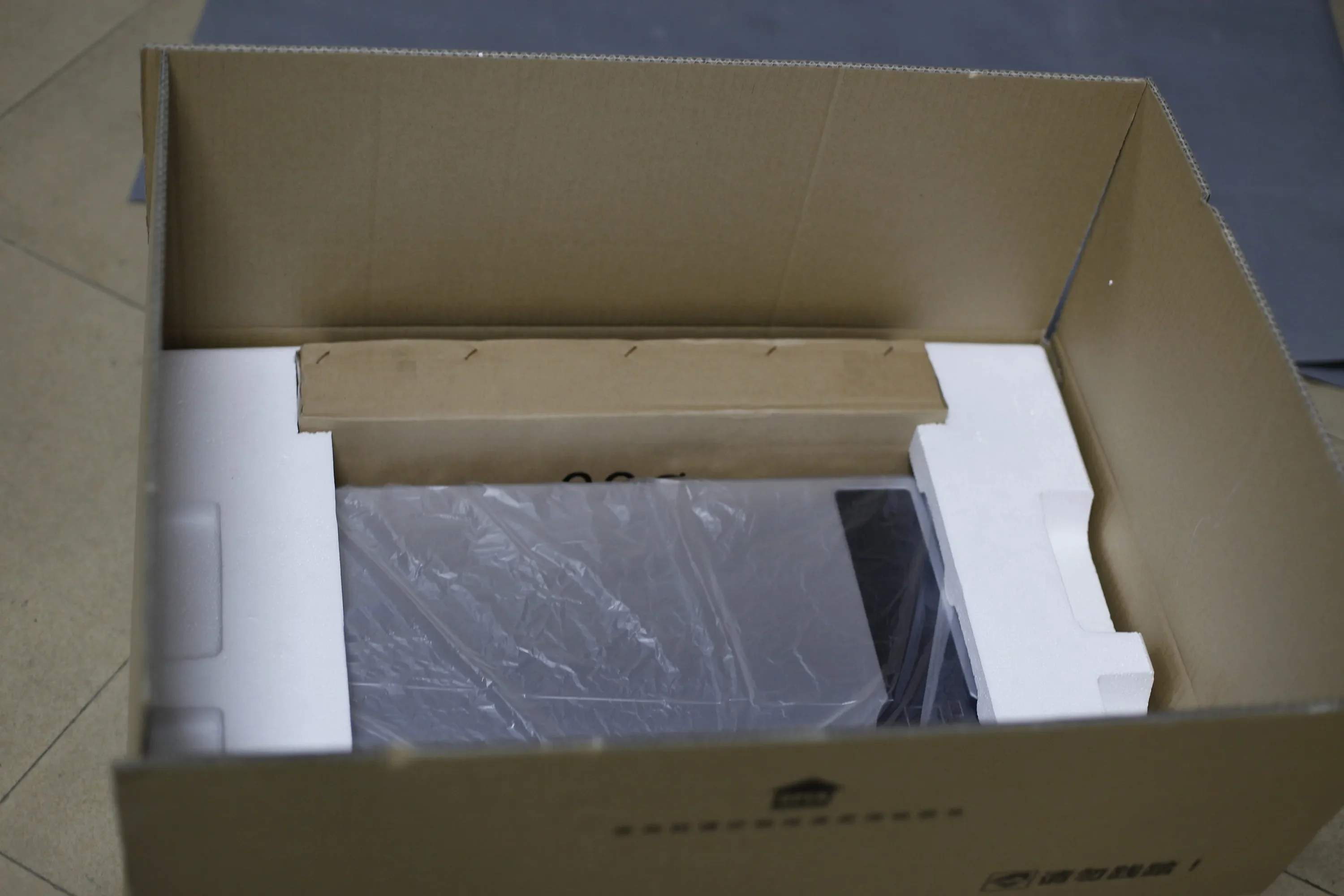 Vendita calda 10L scaldabagno portatile senza serbatoio per bagno a gas per il lavaggio