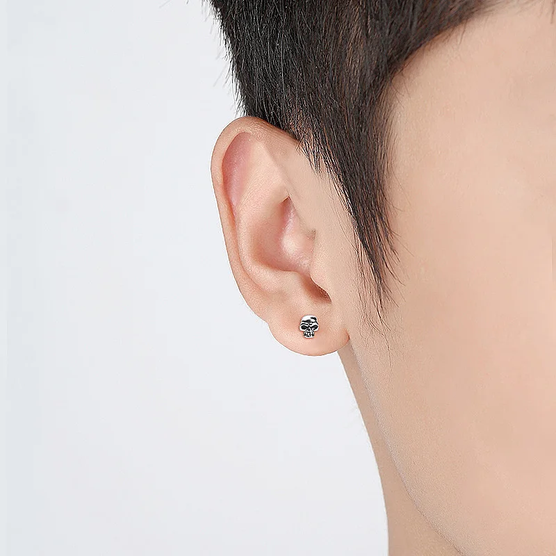1PC Small Skull Earring for Men Hip Hop Punk Stainless Steel Gold Color Lobe Piercing Stud Ear Accessories Women Jewelry CC204