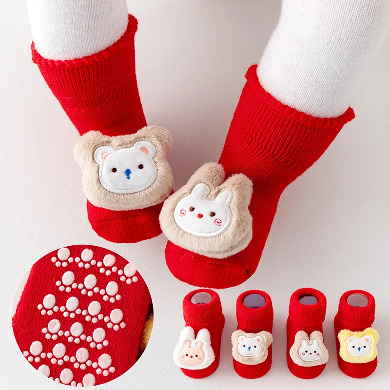 

Плюшевые куклы, детские напольные носки, противоскользящая обувь для новорожденных, От 0 до 3 лет, детские новогодние красные носки на удачу, зимние теплые детские плюшевые носки