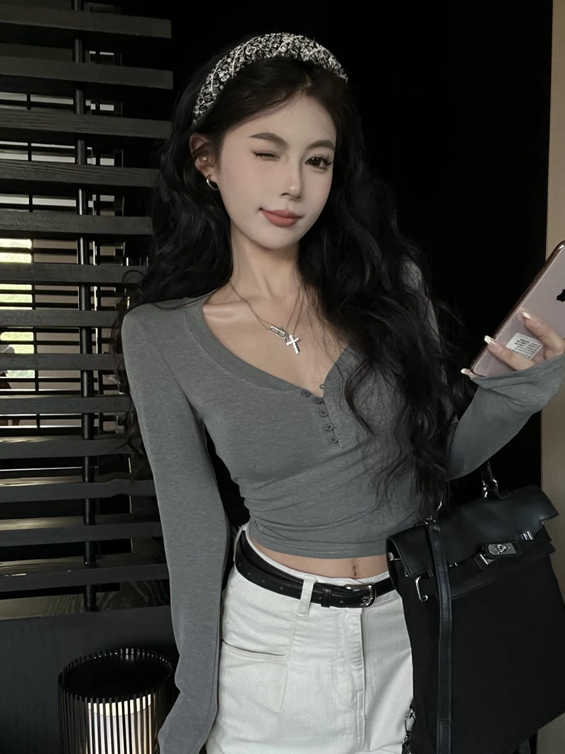 Autumn New Women Slim-fit U-neck Long-sleeved T-shirt with Comfortable Semi-open Neck  Kpop  Korean  Y2k Cropped Top