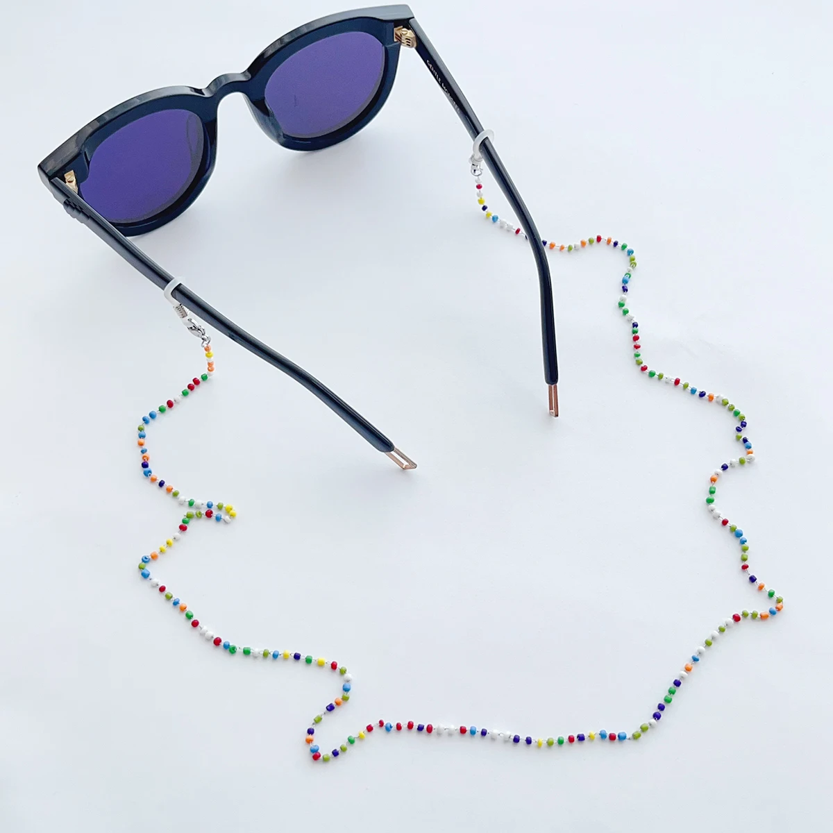 Colorful Magnetic Bead Eyeglass Chain for Women, Neck-Hanging Style, Fashionable and High-End, Light Luxury Style, Premium Anti-Drop Strap for Sunglasses and Reading Glasses