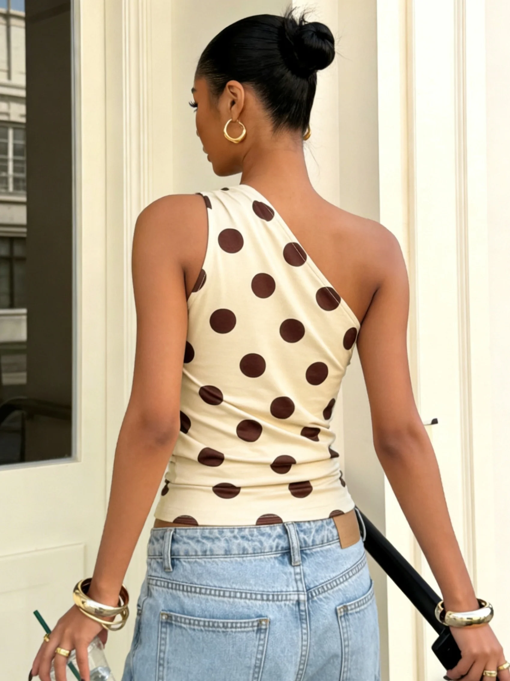 French Vintage Polka Dot One-Shoulder Sleeveless Top, Waist-Slimming Off-Shoulder Vest