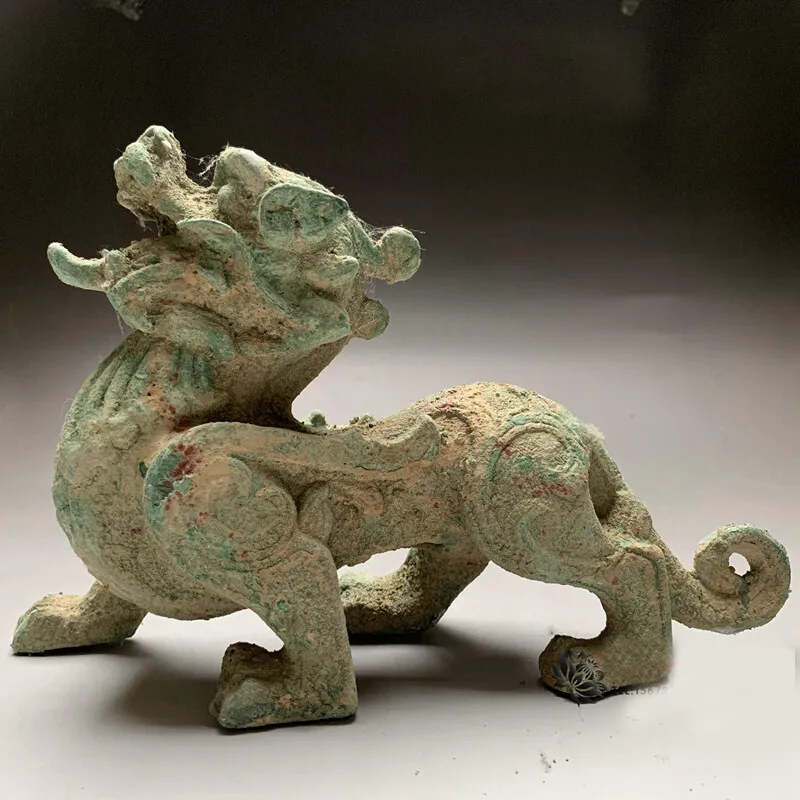 Antique bronze Exorcism pixiu Oriental Brave troops Old Kirin wealth Statue/24cm