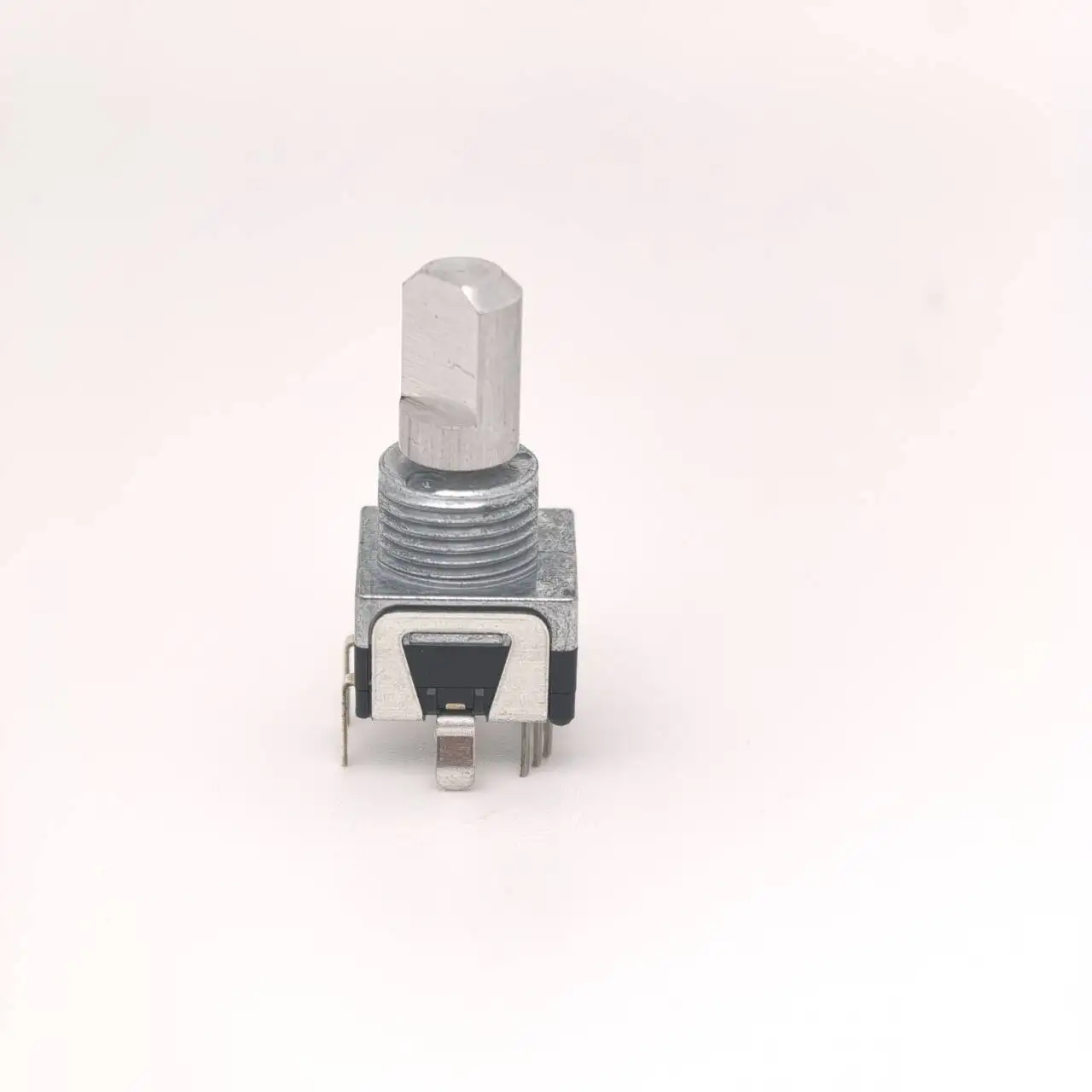 1PCS Japan EM11B16140A4 medical monitor encoder rotary switch Mindray Bao Wright 16 positioning belt switch