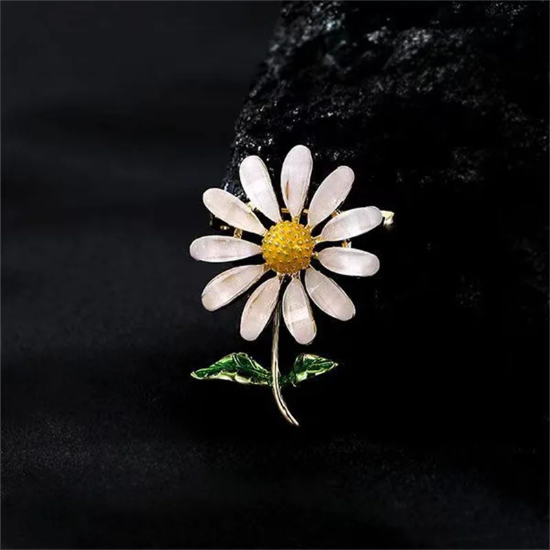 Korean Daisy Sun Flower Plant Brooch FOR Women Girl Trendy Sunflower Jewelry Party Wedding Office Accessories Coat Dress Gift