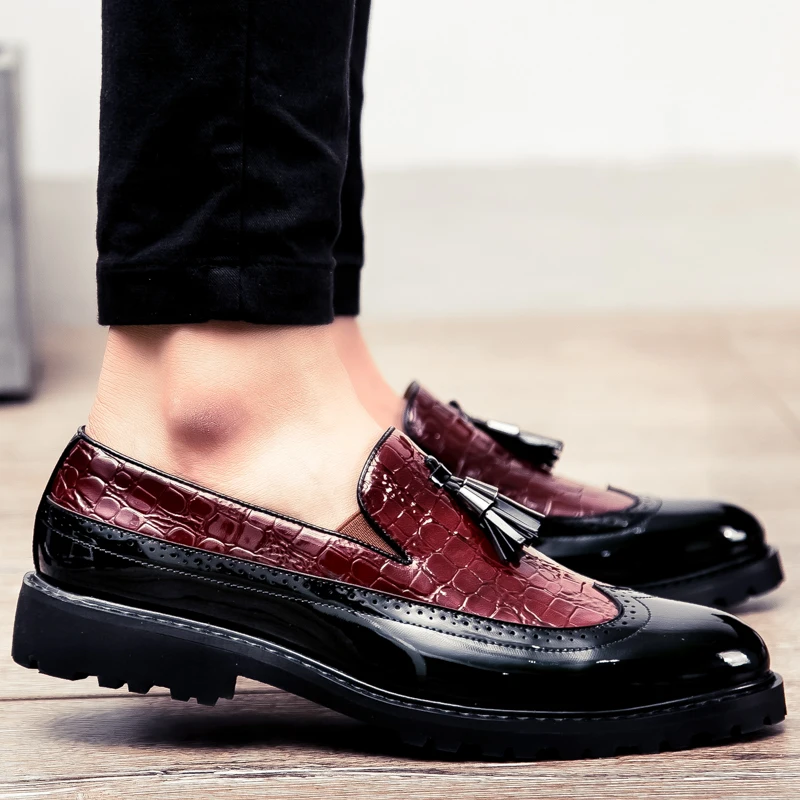 2026 new lazy man slip-on bean shoes men\'s business casual crocodile print 46 large size fringed leather shoes men