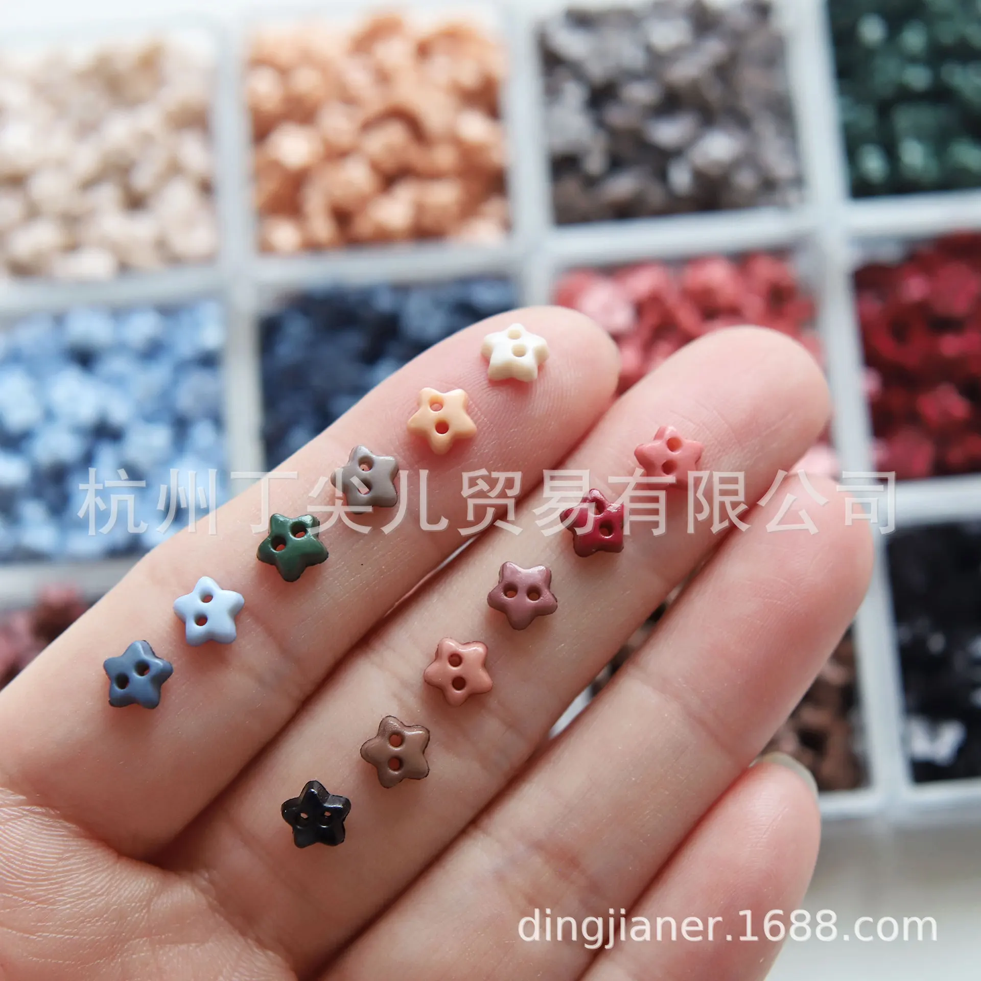 6mm Mini Botões Retro 2-hole Botões Resina para DIY Boneca Roupas Camisa Saco de Costura Needlework Acessórios Artesanato Suprimentos
