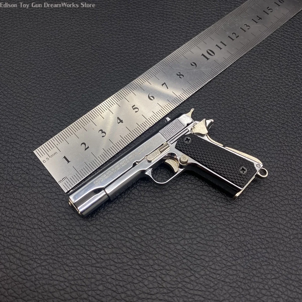 Montagem de pistola de metal destacável modelo minúsculo brinquedo M1911 presente gamer suporte de exibição 2 em 1, 3.5, 92F pequeno, novo, 2024