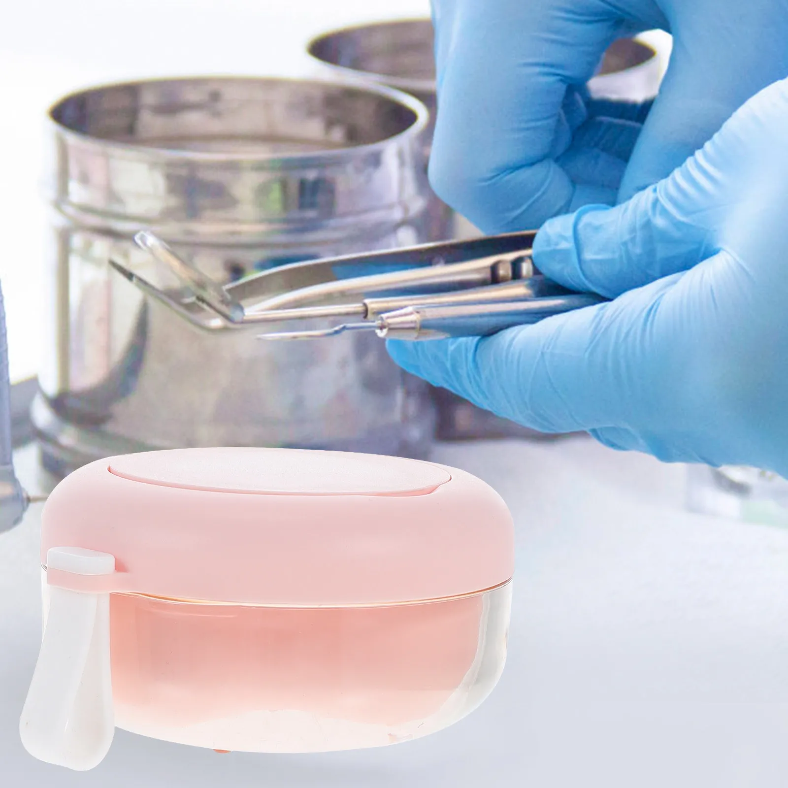 

Портативный футляр для чистки и хранения зубных протезов, компактный водонепроницаемый контейнер для ортодонтических брекетов, фиксаторов и защитных капп