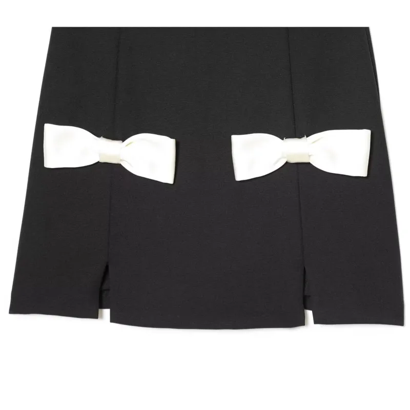 เดรสสั้นผู้หญิง แต่งโบว์หลากสี คอกลม แขนกุด ชายกระโปรงผ่าข้าง ทรงเข้ารูป สไตล์ชิค แฟชั่นไฮสตรีท