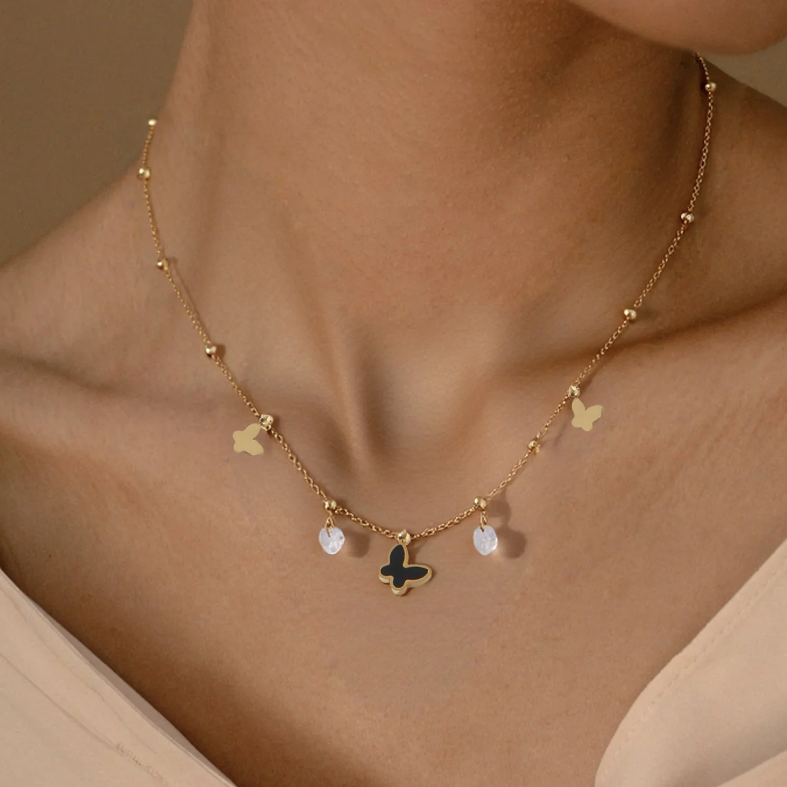 Vergoldetes und Versilbertes Schmetterlings-Charm Kristallketten-Set für Damen