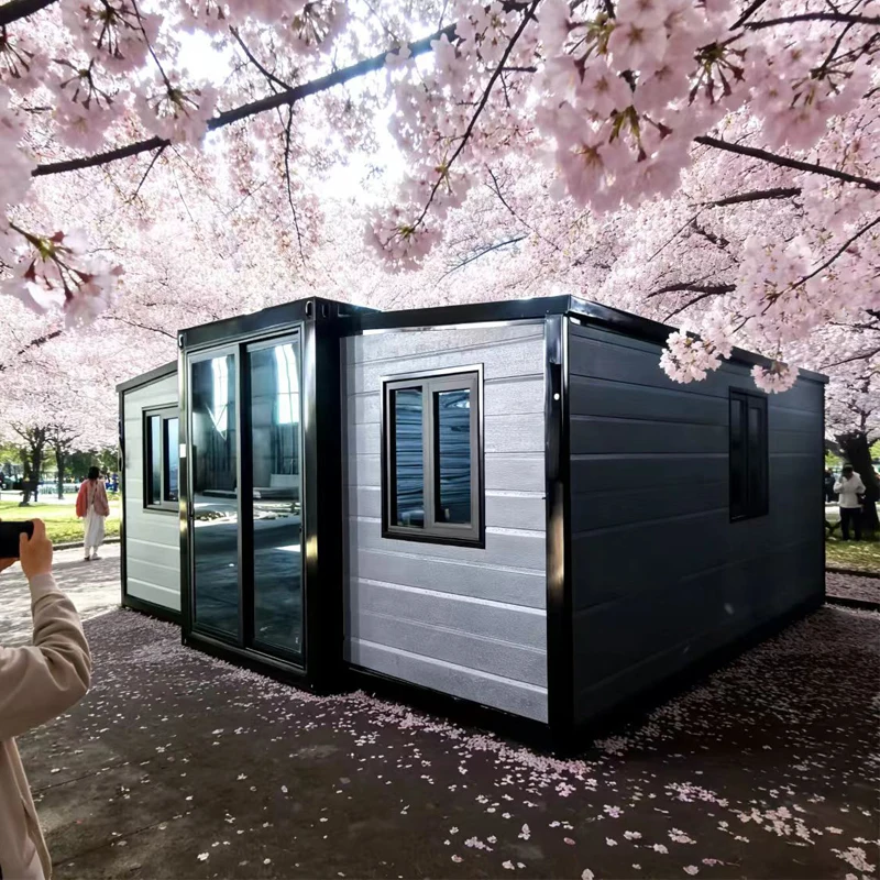 40Ft/20Ft Hurricane-Proof Expandable Prefab Container Home 4 Bedroom Mobile House for Shipping Portable Supermarkets Hotels
