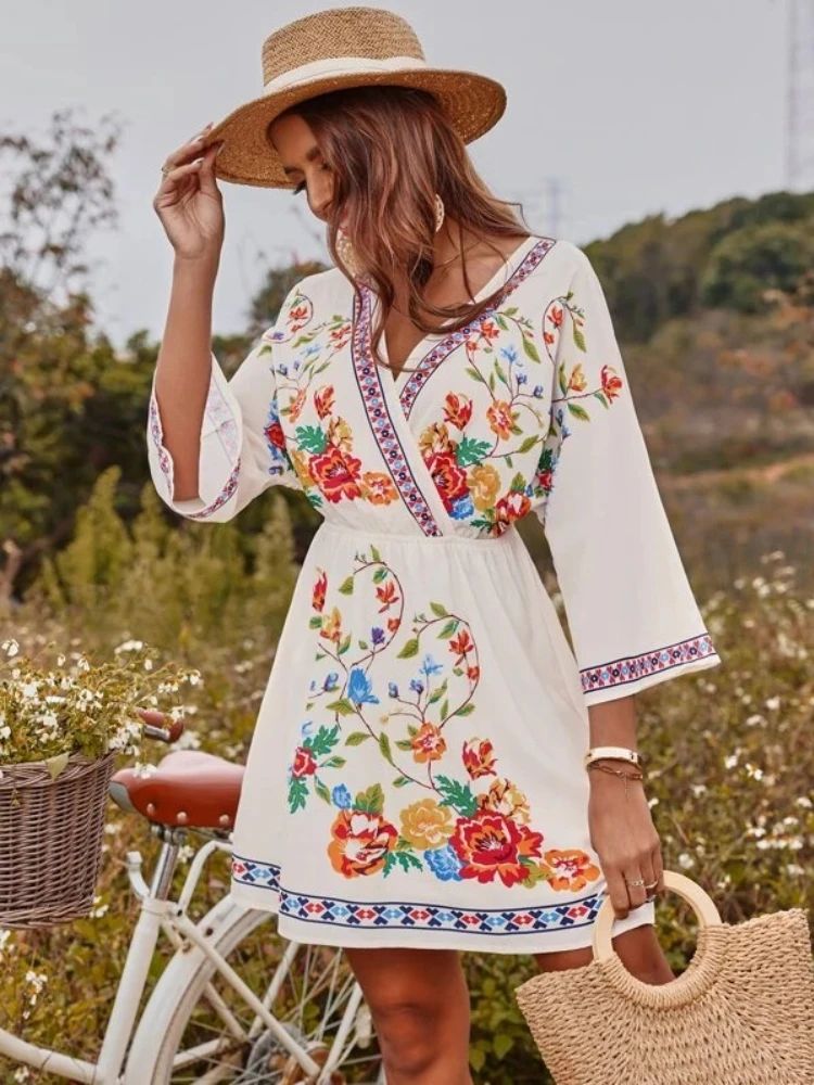 2024 Summer Fashion New Bohemian Style Sexy Dress Vintage V-neck Tie Waist Vacation Style Beach Ethnic Style Knee Length Skirt