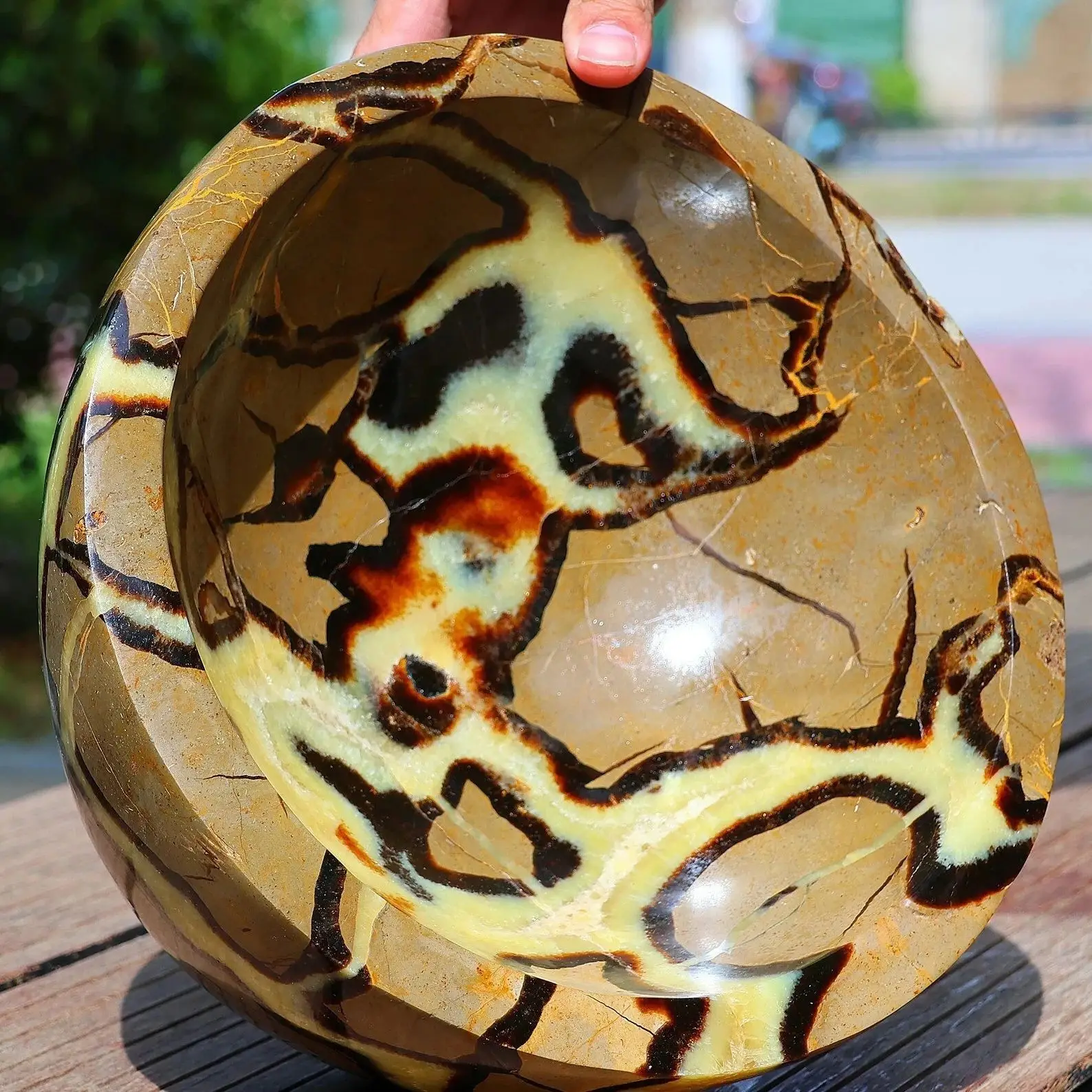 

1Pc Septarian Large Bowl Polished Natural Stone, Perfect for Home & Office Decor, Ideal Gift for Christmas, Mother's Day