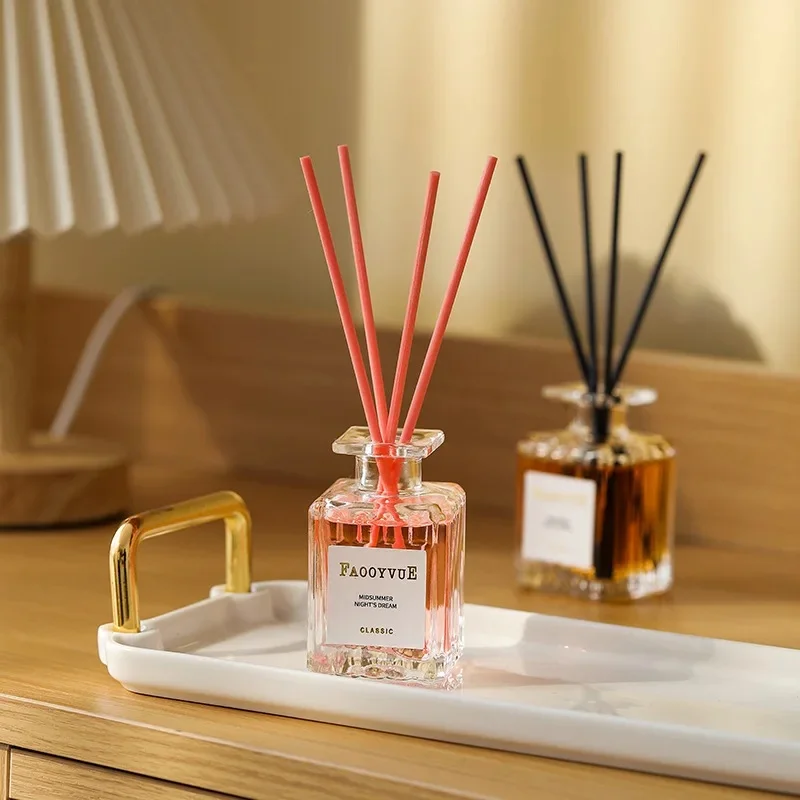 Hot Sale Home Decor Romantic Perfume Fragrance Natural Aromatherapy Essential Oil Home Bedroom Fragrance Air Freshener Room